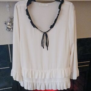 Paper Crown Ivory Blouse with Black Trim